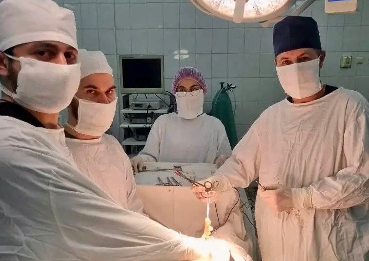 Саратовские хирурги прооперировали пациентку с редкой формой рака кишечника Саратовские хирурги прооперировали пациентку с редкой формой рака кишечника